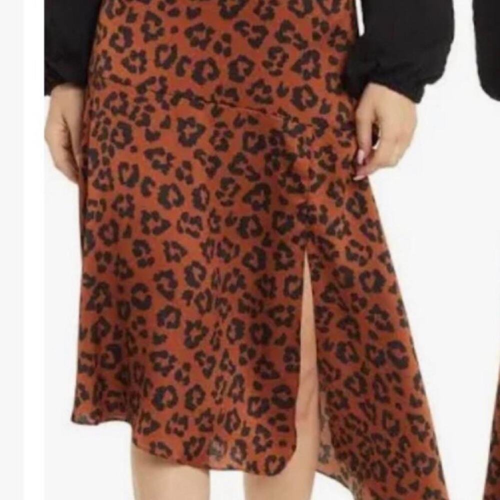 Everleigh leopard print midi skirt